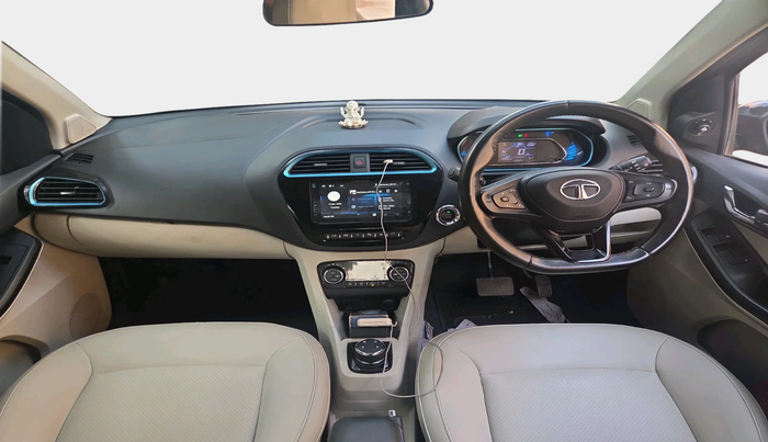 2023 Tata TIAGO EV XZ PLUS TECH LUX LONG RANGE, Electric, Automatic, 43,950 km, interior
