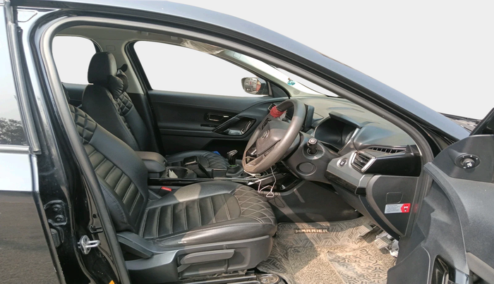 2022 Tata Harrier XT PLUS 2.0L KRYOTEC DARK EDITON, Diesel, Manual, 81,190 km, interior
