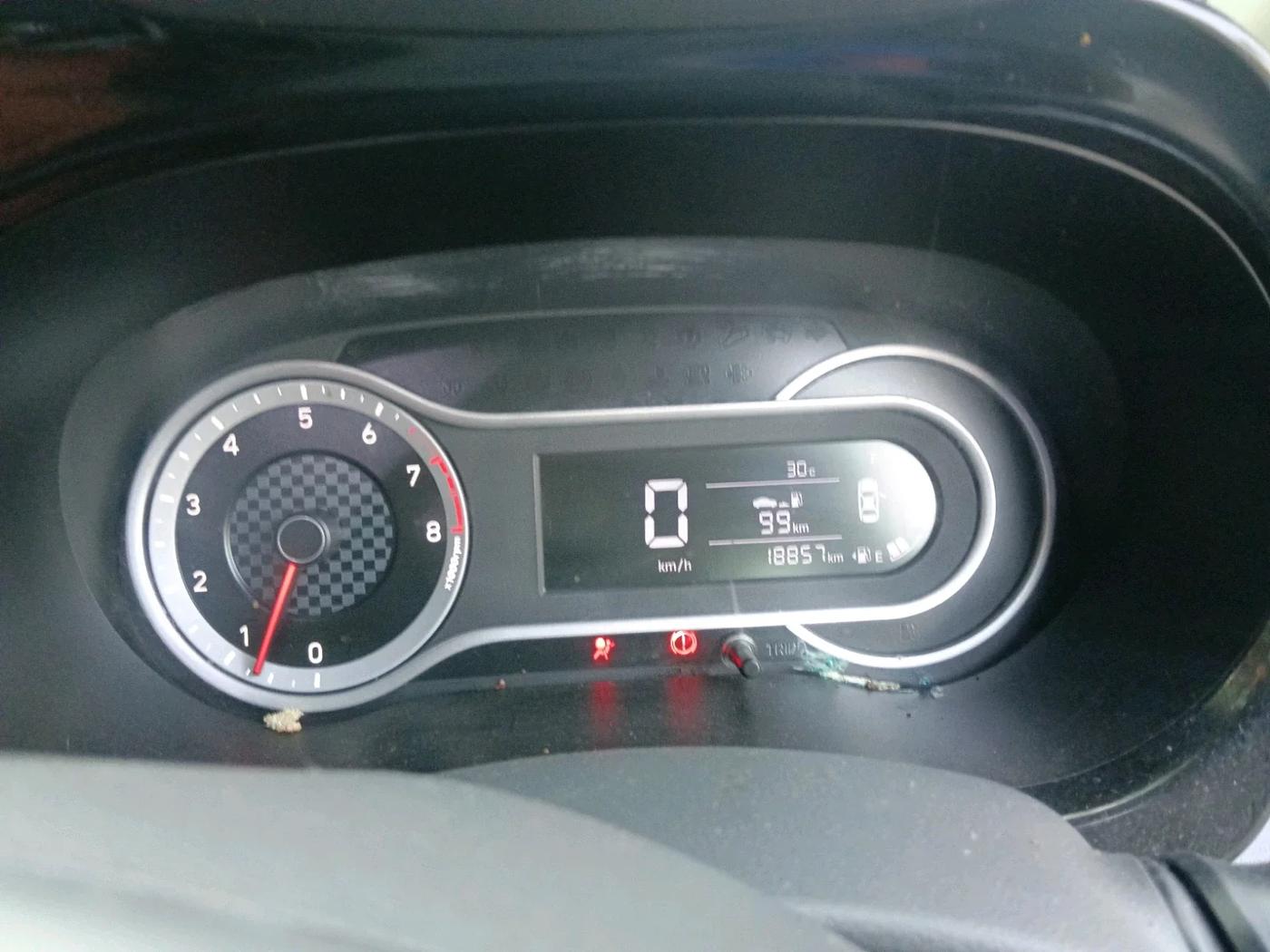 2020 Hyundai GRAND I10 NIOS SPORTZ 1.2 KAPPA VTVT, Petrol, Manual, 18,857 km, interior