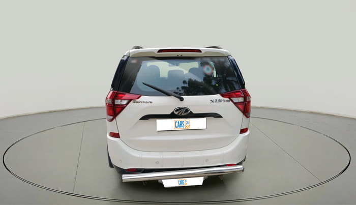 2020 Mahindra XUV500 W9, Diesel, Manual, 73,442 km, exterior