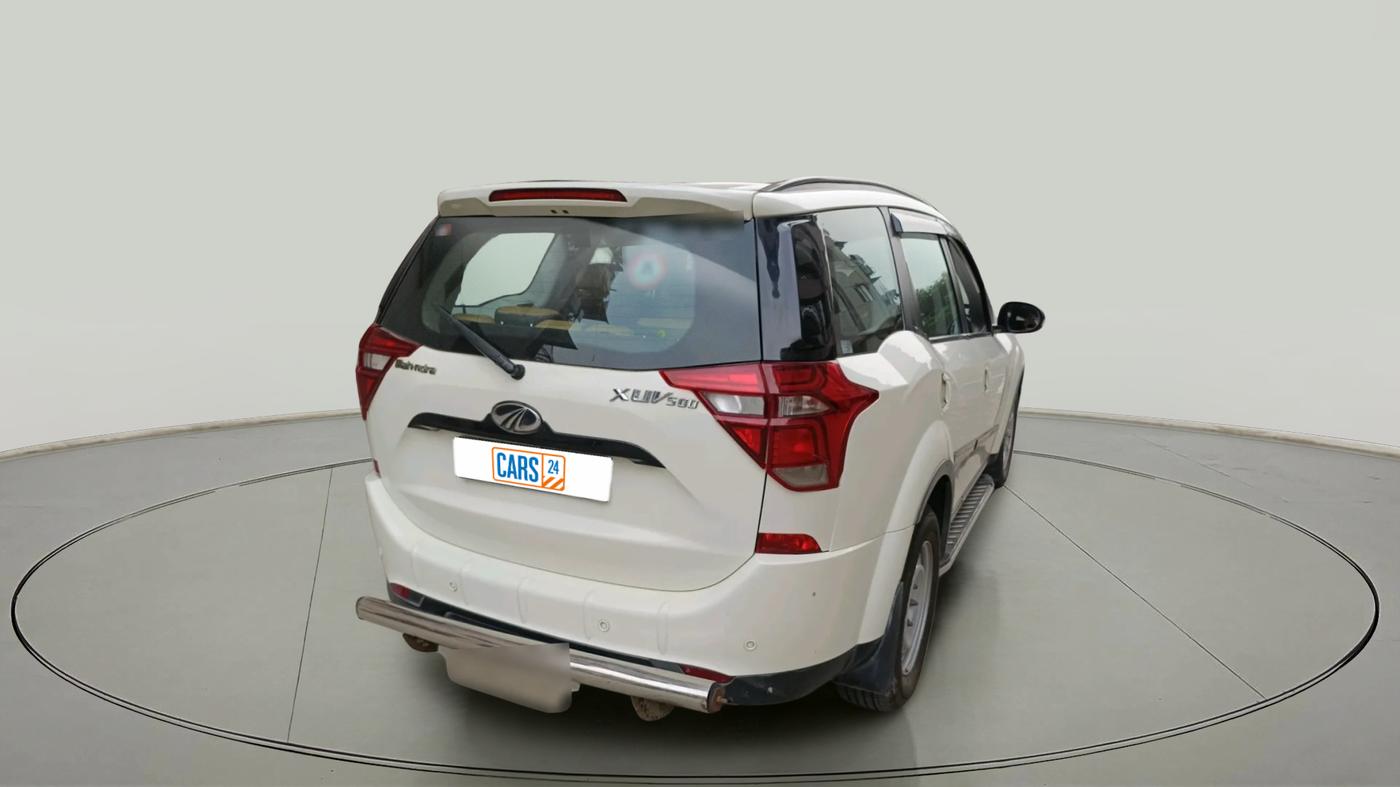 2020 Mahindra XUV500 W9, Diesel, Manual, 73,442 km, exterior