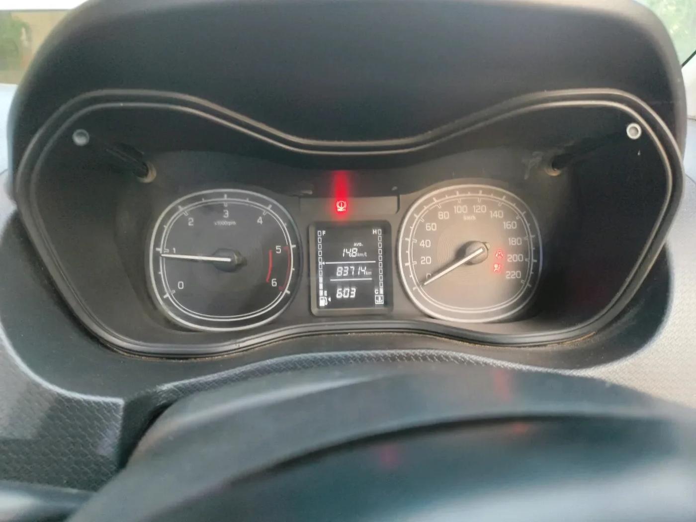 2017 Maruti Vitara Brezza LDI (O), Diesel, Manual, 83,714 km, interior