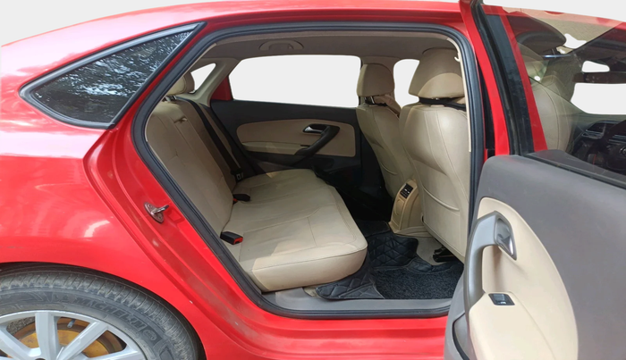 2018 Volkswagen Vento HIGHLINE PLUS 1.2 AT 16 ALLOY, Petrol, Automatic, 1,11,005 km, interior