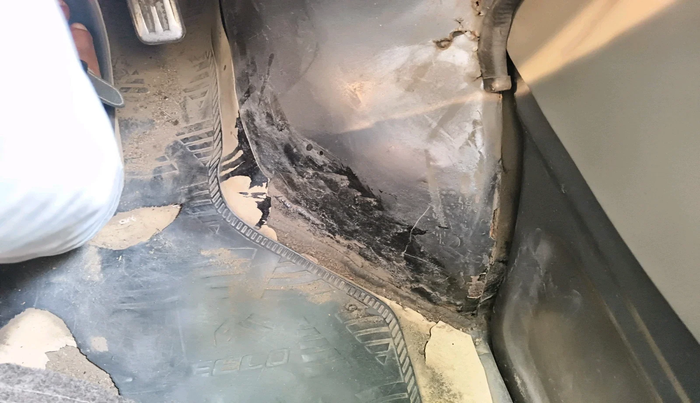 2015 Maruti Eeco 5 STR WITH A/C+HTR, Petrol, Manual, 97,876 km, interior