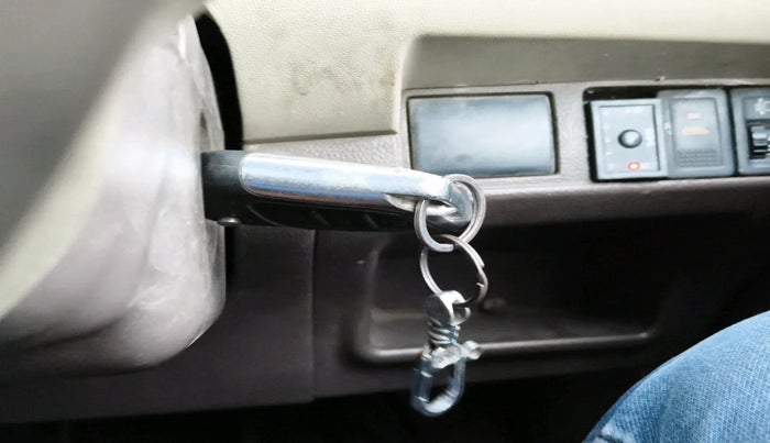 2010 Maruti Zen Estilo LXI, Petrol, Manual, 86,989 km, interior