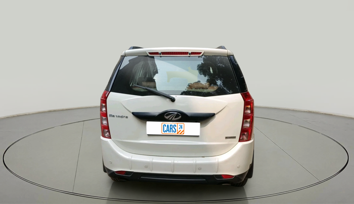 2017 Mahindra XUV500 W6 AT, Diesel, Automatic, 2,27,185 km, exterior