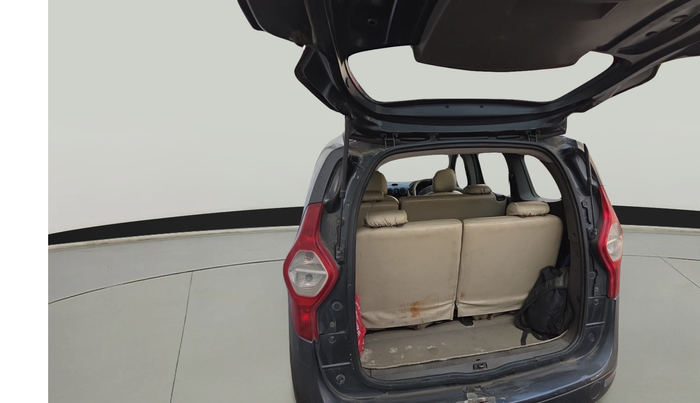 2015 Renault Lodgy 110 PS RXL 8STR, Diesel, Manual, 94,624 km, exterior