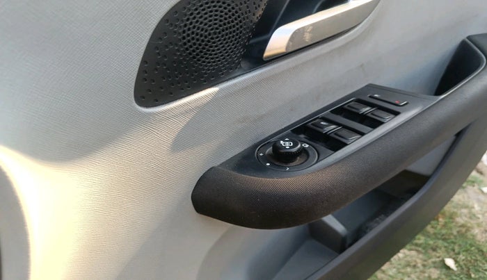 2021 Tata ALTROZ XZ DIESEL, Diesel, Manual, 69,582 km, interior