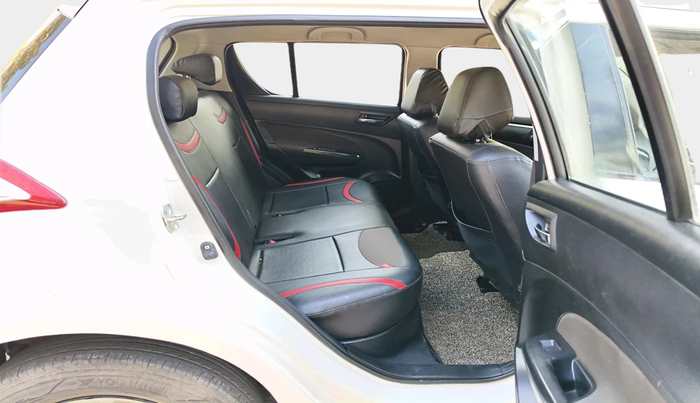 2014 Maruti Swift VDI, Diesel, Manual, 1,20,588 km, interior