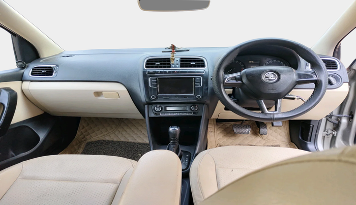 2016 Skoda Rapid 1.5 TDI CR STYLE PLUS AT, Diesel, Automatic, 1,09,370 km, interior