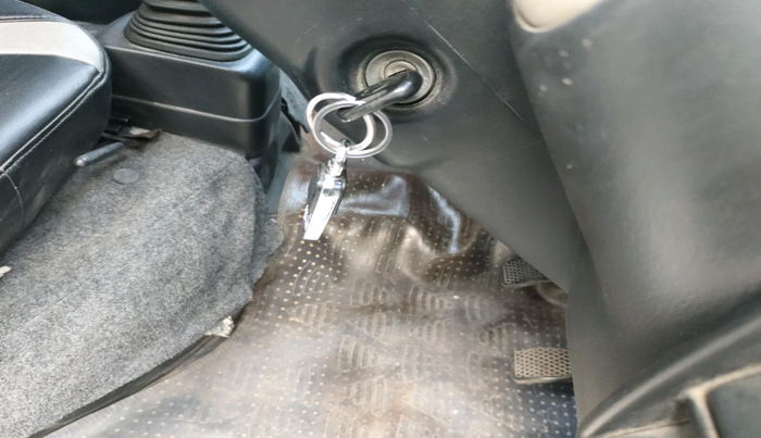 2017 Maruti Eeco 5 STR WITH A/C+HTR, Petrol, Manual, 53,041 km, interior