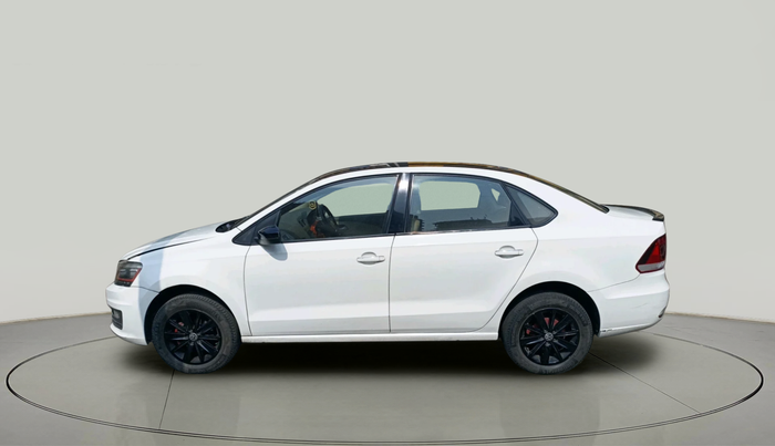 2016 Volkswagen Vento HIGHLINE 1.5 AT, Diesel, Automatic, 1,99,897 km, exterior