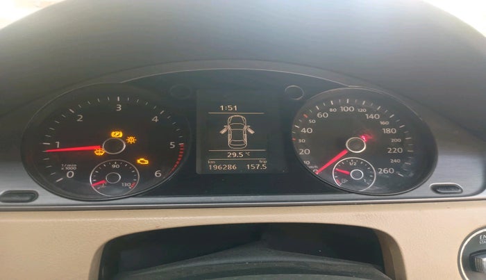 2012 Volkswagen Passat COMFORTLINE 2.0 TDI MT, Diesel, Manual, 1,96,286 km, interior