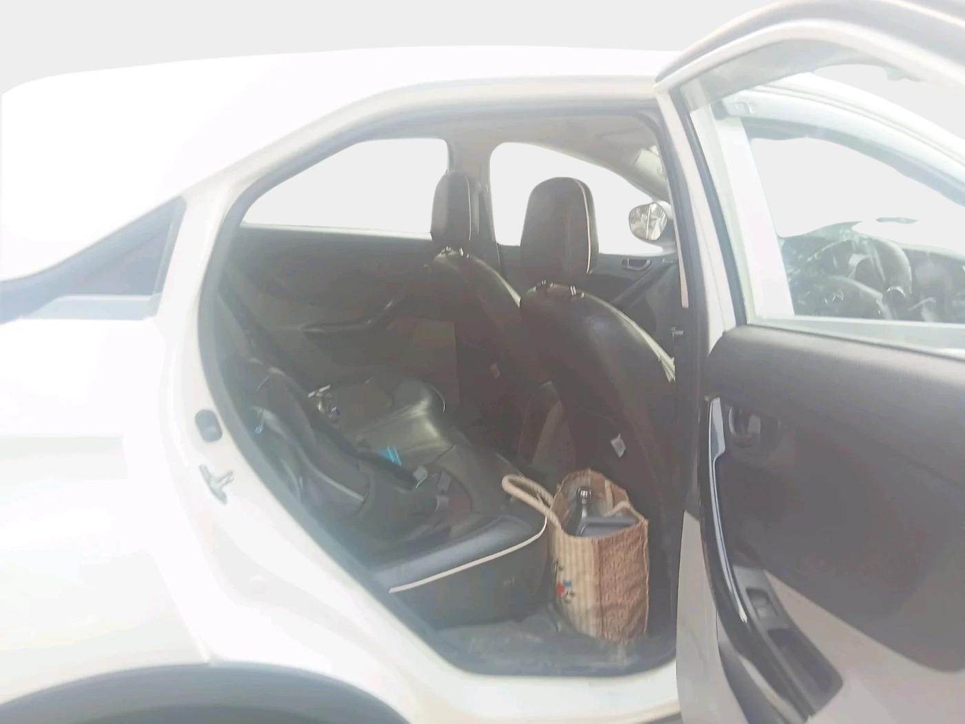 2019 Tata NEXON XM PETROL, Petrol, Manual, 1,03,918 km, interior