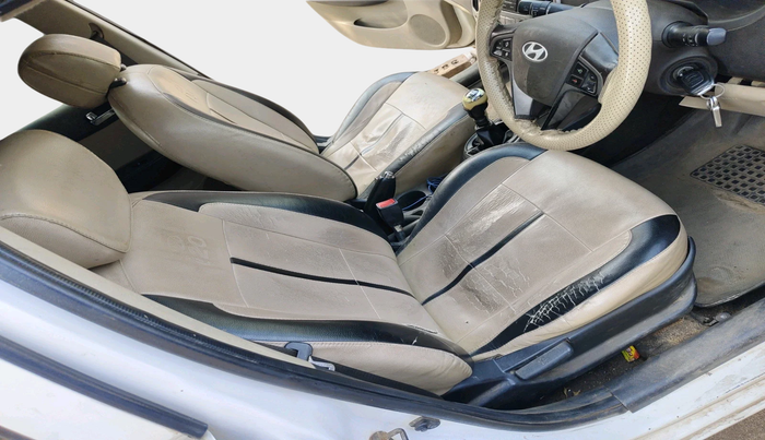 2012 Hyundai i20 SPORTZ 1.4 CRDI, Diesel, Manual, 1,47,710 km, interior