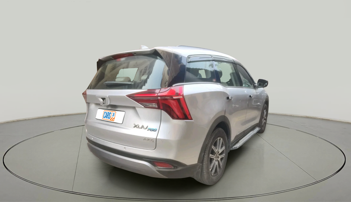 2022 Mahindra XUV700 AX 7 LUXURY D AWD AT 7 STR, Diesel, Automatic, 82,100 km, exterior
