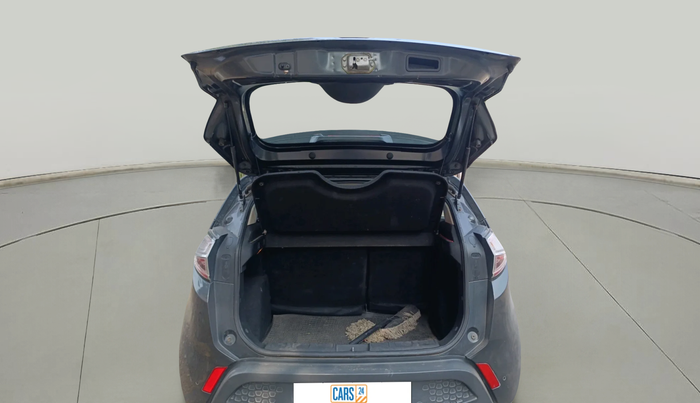 2018 Tata NEXON XZ PLUS DIESEL, Diesel, Manual, 1,10,768 km, exterior