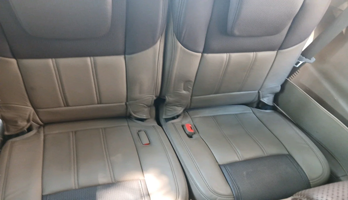 2013 Mahindra XUV500 W8, Diesel, Manual, 71,239 km, interior