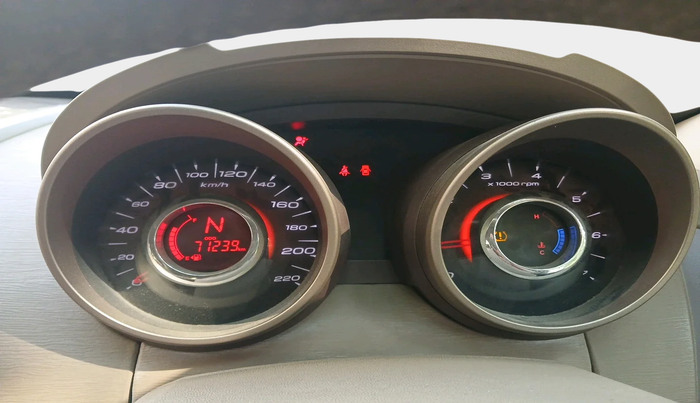 2013 Mahindra XUV500 W8, Diesel, Manual, 71,239 km, interior