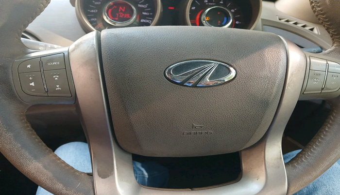 2013 Mahindra XUV500 W8, Diesel, Manual, 71,239 km, interior