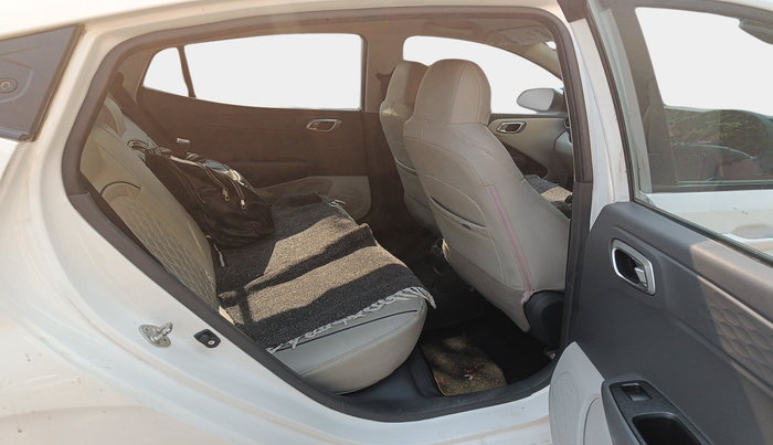 2021 Hyundai GRAND I10 NIOS SPORTZ 1.2 KAPPA VTVT CNG, Petrol, Manual, 38,252 km, interior