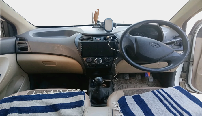 2013 Hyundai Eon ERA +, Petrol, Manual, 71,647 km, interior