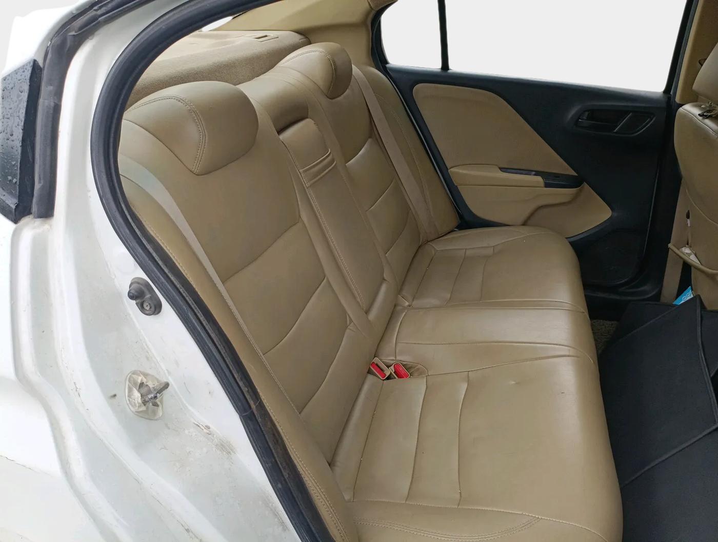 2016 Honda City 1.5L I-VTEC SV, CNG, Manual, 2,24,000 km, interior