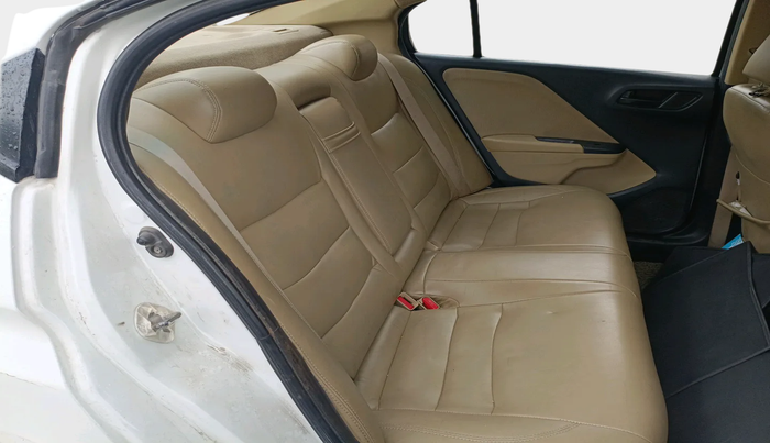 2016 Honda City 1.5L I-VTEC SV, Petrol, Manual, 2,22,902 km, interior