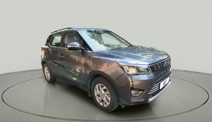 2023 Mahindra XUV300 W8 1.5 DIESEL, Diesel, Manual, 20,047 km, exterior