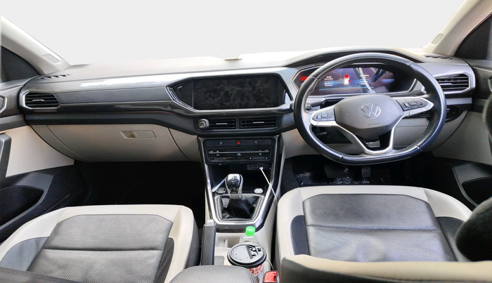 2022 Volkswagen TAIGUN TOPLINE 1.0 TSI AT, Petrol, Automatic, 24,764 km, interior