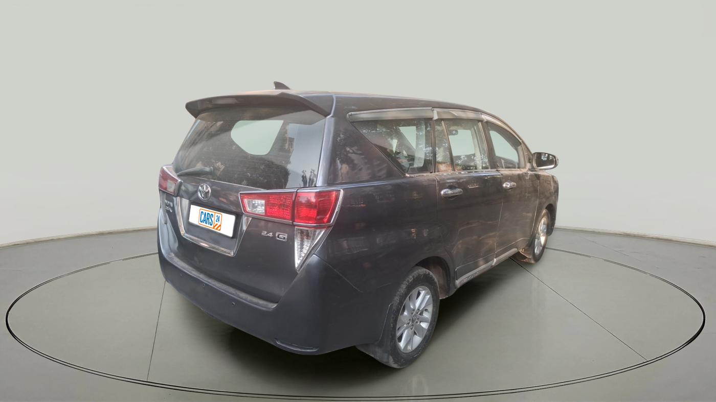 2018 Toyota Innova Crysta 2.4 G 8 STR, Diesel, Manual, 89,895 km, exterior