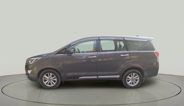 2018 Toyota Innova Crysta 2.4 G 8 STR, Diesel, Manual, 89,895 km, exterior