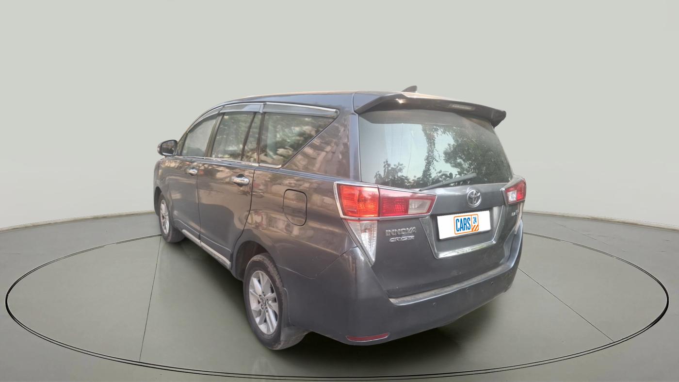 2018 Toyota Innova Crysta 2.4 G 8 STR, Diesel, Manual, 89,895 km, exterior