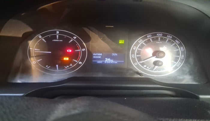 2018 Toyota Innova Crysta 2.4 G 8 STR, Diesel, Manual, 89,895 km, interior