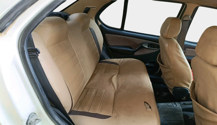 2013 Tata Indigo ECS LX CR4, Diesel, Manual, 2,43,092 km, interior