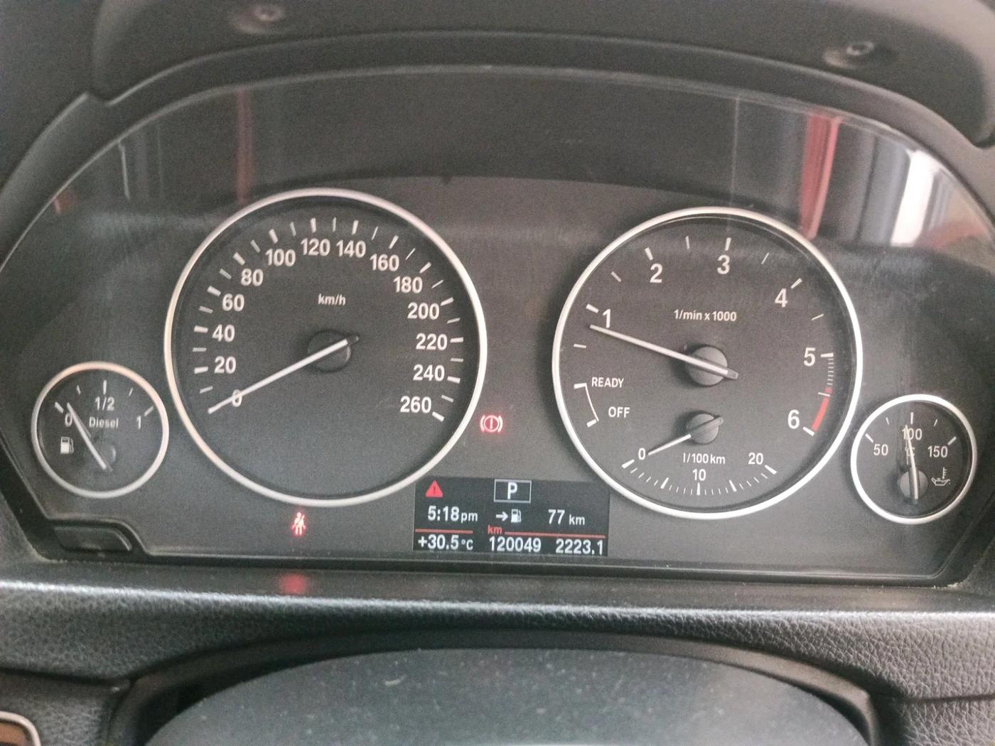 2012 BMW 3 Series 320d, Diesel, Automatic, 1,20,049 km, interior