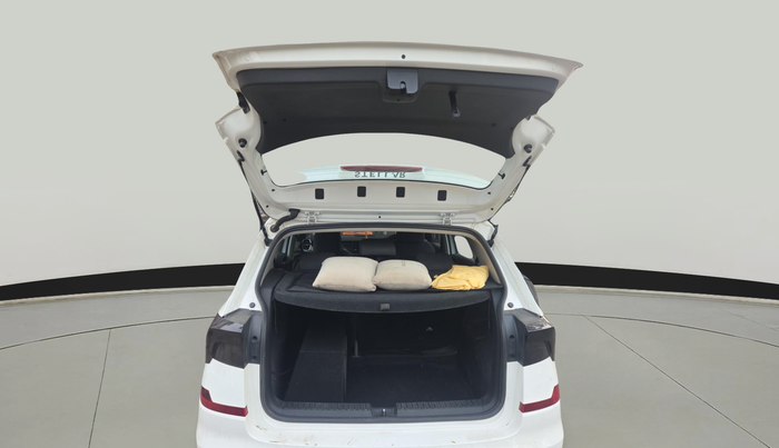 2023 Skoda KUSHAQ AMBITION 1.5 TSI MT, Petrol, Manual, 26,847 km, exterior