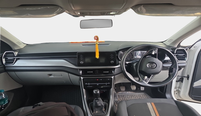 2023 Skoda KUSHAQ AMBITION 1.5 TSI MT, Petrol, Manual, 26,847 km, interior