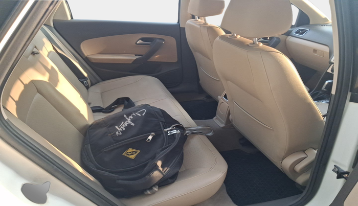 2018 Volkswagen Vento HIGHLINE 1.5 AT, Diesel, Automatic, 1,52,673 km, interior