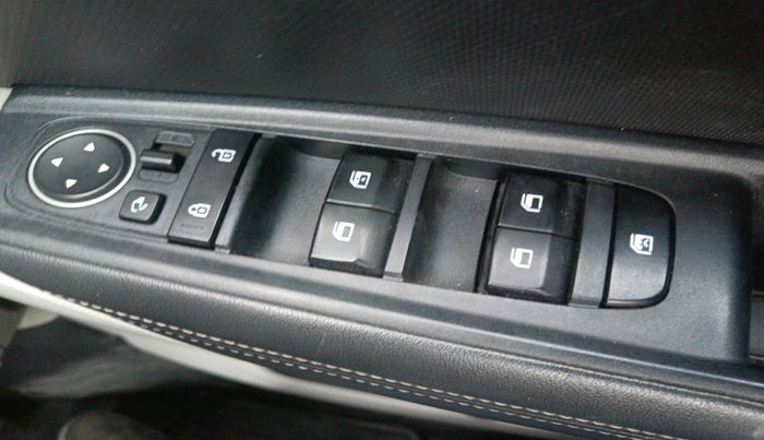 2020 KIA SONET HTX 1.5, Diesel, Manual, 1,02,374 km, interior