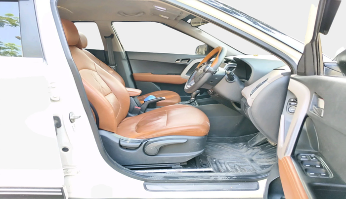 2017 Hyundai Creta SX PLUS AT 1.6 DIESEL, Diesel, Automatic, 88,650 km, interior