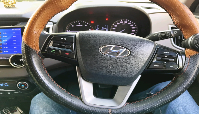 2017 Hyundai Creta SX PLUS AT 1.6 DIESEL, Diesel, Automatic, 88,650 km, interior