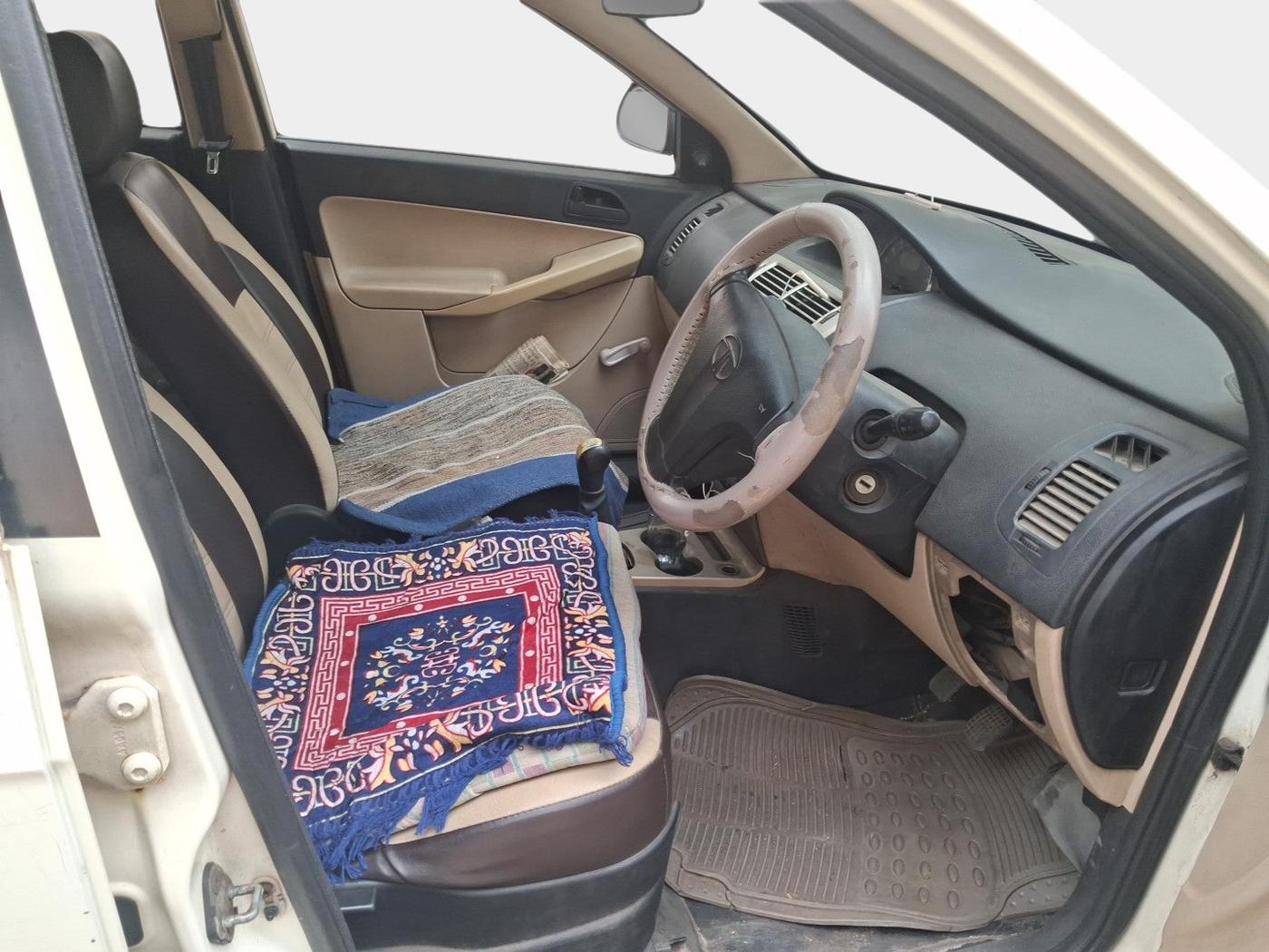 2012 Tata Indica Vista LS QUADRAJET, Diesel, Manual, 1,39,563 km, interior