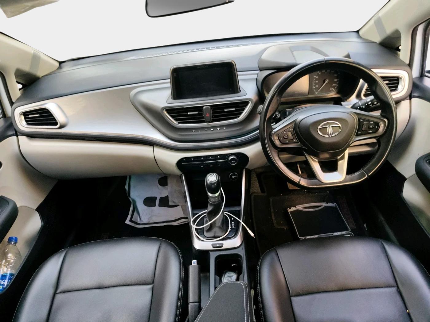 2022 Tata ALTROZ XZA, Petrol, Automatic, 27,010 km, interior
