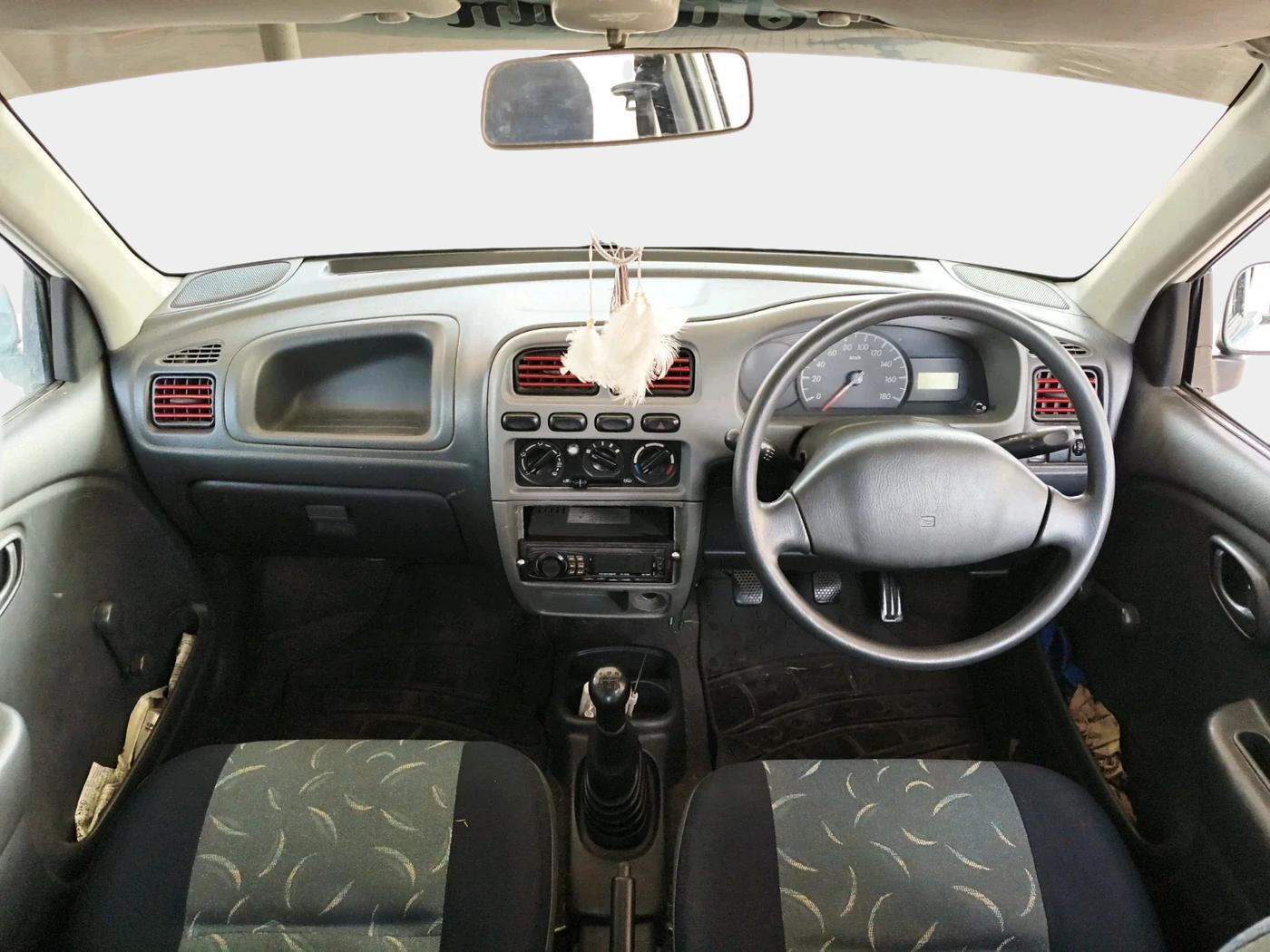 2011 Maruti Alto LXI, CNG, Manual, 71,099 km, interior