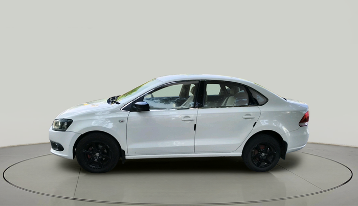 2013 Volkswagen Vento HIGHLINE DIESEL 1.6, Diesel, Manual, 1,72,856 km, exterior