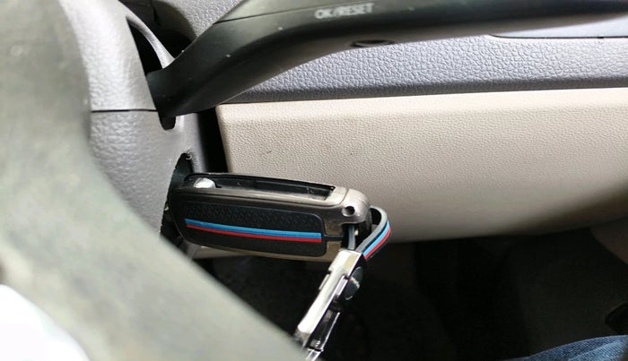 2013 Volkswagen Vento HIGHLINE DIESEL 1.6, Diesel, Manual, 1,72,856 km, interior