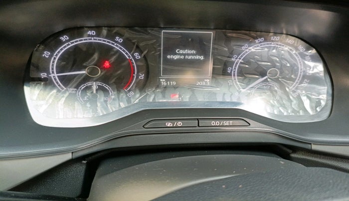 2022 Skoda KUSHAQ AMBITION 1.0L TSI MT, Petrol, Manual, 16,119 km, interior