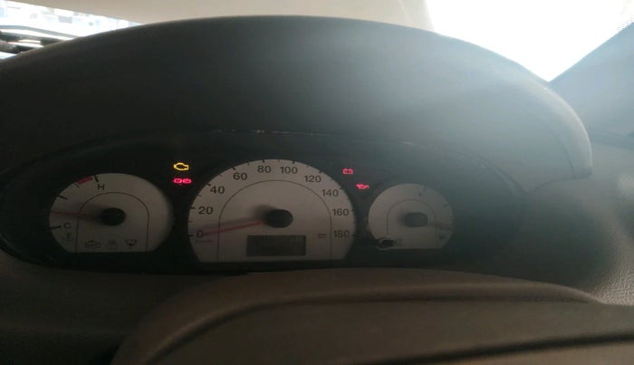 2013 Mahindra Xylo D4, Diesel, Manual, 1,04,100 km, interior