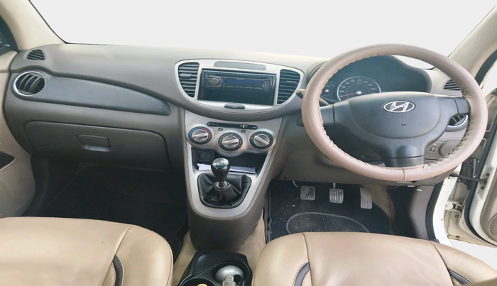 2012 Hyundai i10 MAGNA 1.1, Petrol, Manual, 49,571 km, interior